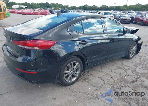 2018 Hyundai Elantra Value Edition из США, поврежденный, VIN 5NPD84LFXJH377473